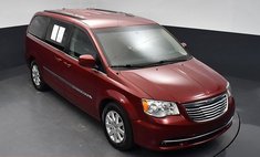 2016 Chrysler Town and Country Touring
