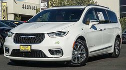2022 Chrysler Pacifica Hybrid Pinnacle