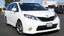 2014 Toyota Sienna SE 8-Passenger