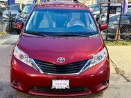 2013 Toyota Sienna LE