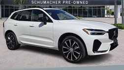 2023 Volvo XC60 B5 Plus Dark Theme