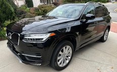 2016 Volvo XC90 T6 Momentum