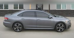 2022 Volkswagen Passat R-Line