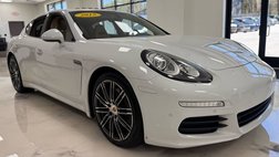 2015 Porsche Panamera 4