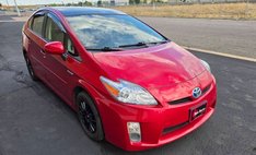 2010 Toyota Prius III