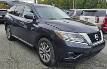 2013 Nissan Pathfinder SV