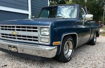 1987 Chevrolet R/V 10 Series 