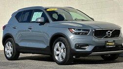 2021 Volvo XC40 T5 Momentum