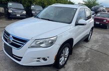 2011 Volkswagen Tiguan SE 4Motion
