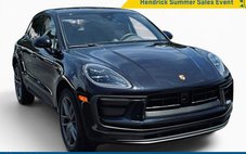 2025 Porsche Macan T