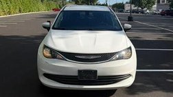 2020 Chrysler Voyager LX