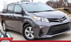 2019 Toyota Sienna LE