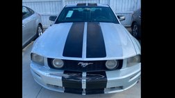 2005 Ford Mustang V6 Deluxe
