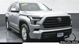 2025 Toyota Sequoia SR5