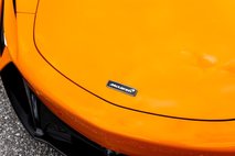 2026 McLaren Artura Spider Base