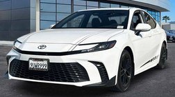 2025 Toyota Camry Hybrid SE