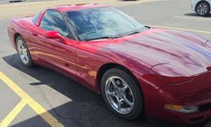 2001 Chevrolet Corvette Base