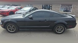 2005 Ford Mustang V6 Deluxe