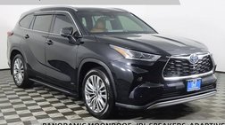 2023 Toyota Highlander Hybrid Platinum