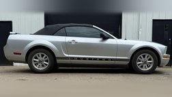 2007 Ford Mustang Deluxe