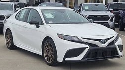 2024 Toyota Camry Hybrid SE Nightshade