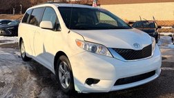 2013 Toyota Sienna LE 7-Passenger