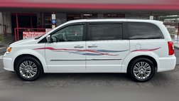2015 Chrysler Town and Country Touring-L