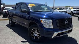 2023 Nissan Titan SV