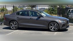 2024 Volvo S60 B5 Core Dark Theme