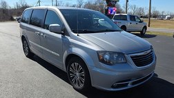 2014 Chrysler Town and Country S