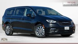 2024 Chrysler Pacifica Hybrid Select