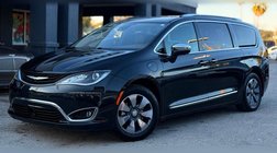 2018 Chrysler Pacifica Hybrid Limited