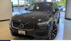 2021 Volvo XC90 T6 Momentum 7-Passenger