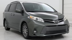 2018 Toyota Sienna XLE