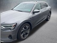 2021 Audi e-tron quattro Premium
