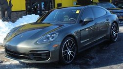 2022 Porsche Panamera 4