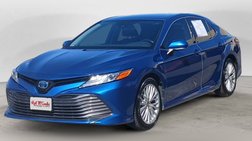 2020 Toyota Camry Hybrid XLE
