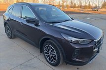 2023 Ford Escape Plug-In Hybrid Base