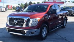 2017 Nissan Titan SV