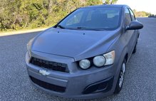 2014 Chevrolet Sonic LS Manual