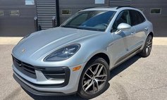 2025 Porsche Macan T