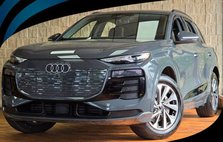 2025 Audi Q6 e-tron quattro Premium