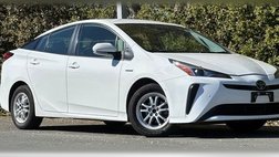 2022 Toyota Prius LE
