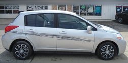 2010 Nissan Versa 1.8 S
