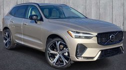 2025 Volvo XC60 B5 Ultra Dark Theme