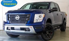 2022 Nissan Titan SV