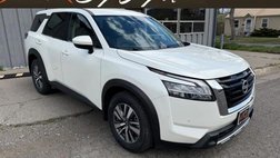2024 Nissan Pathfinder SL