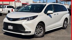 2025 Toyota Sienna XLE