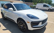 2024 Porsche Macan T