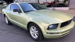 2005 Ford Mustang Deluxe